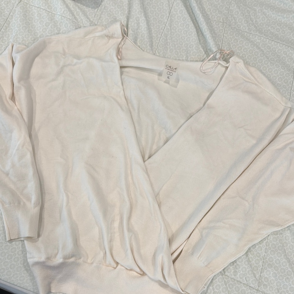 CALIA by Carrie Underwood Cream Sweater
